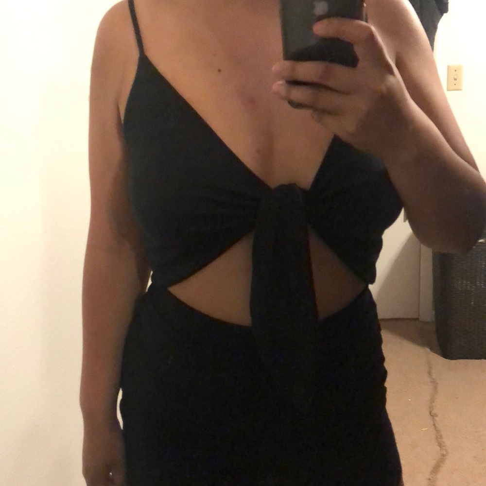 Bow tie crop top
